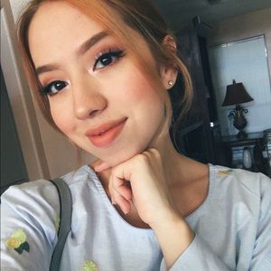 Meet your Posher, Brittney